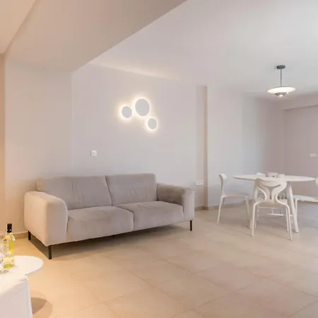 Vilă Luxury Near The Sea Meliti Luxury *